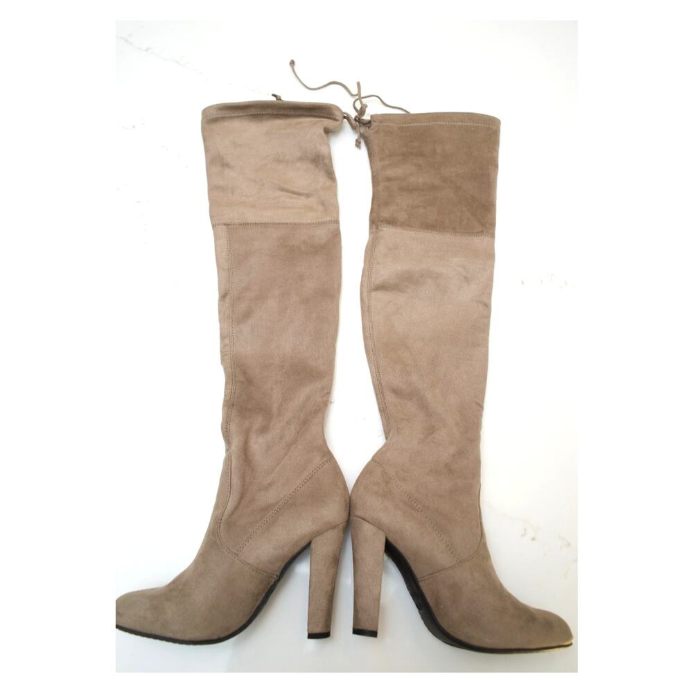 Steve Madden - Gorgeous Over The Knee Boots in Taupe Suede / Size 6